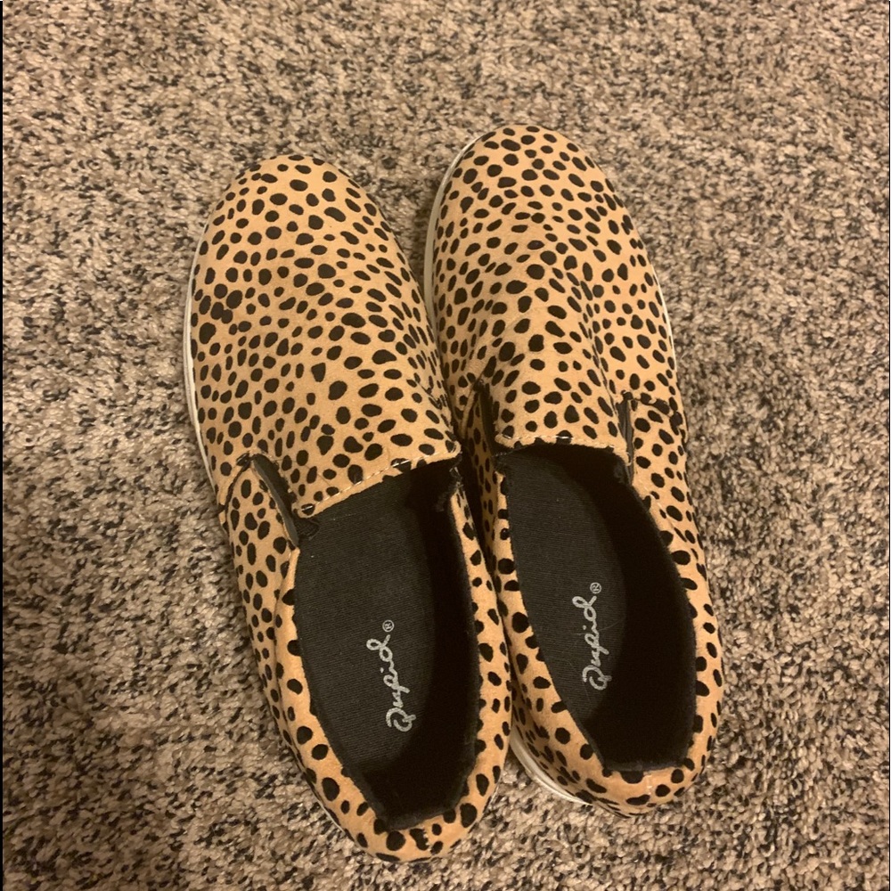 skip on shoes
